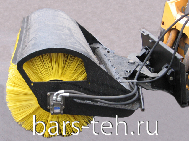 Щетка подметальная с механическим поворотом 1730 мм. Россия
